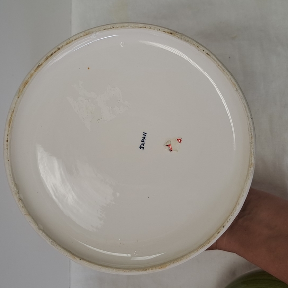 - Vintage ceramic” 5th Ave” handpainted canister set " Garden Harvest" - Picture 5 of 16